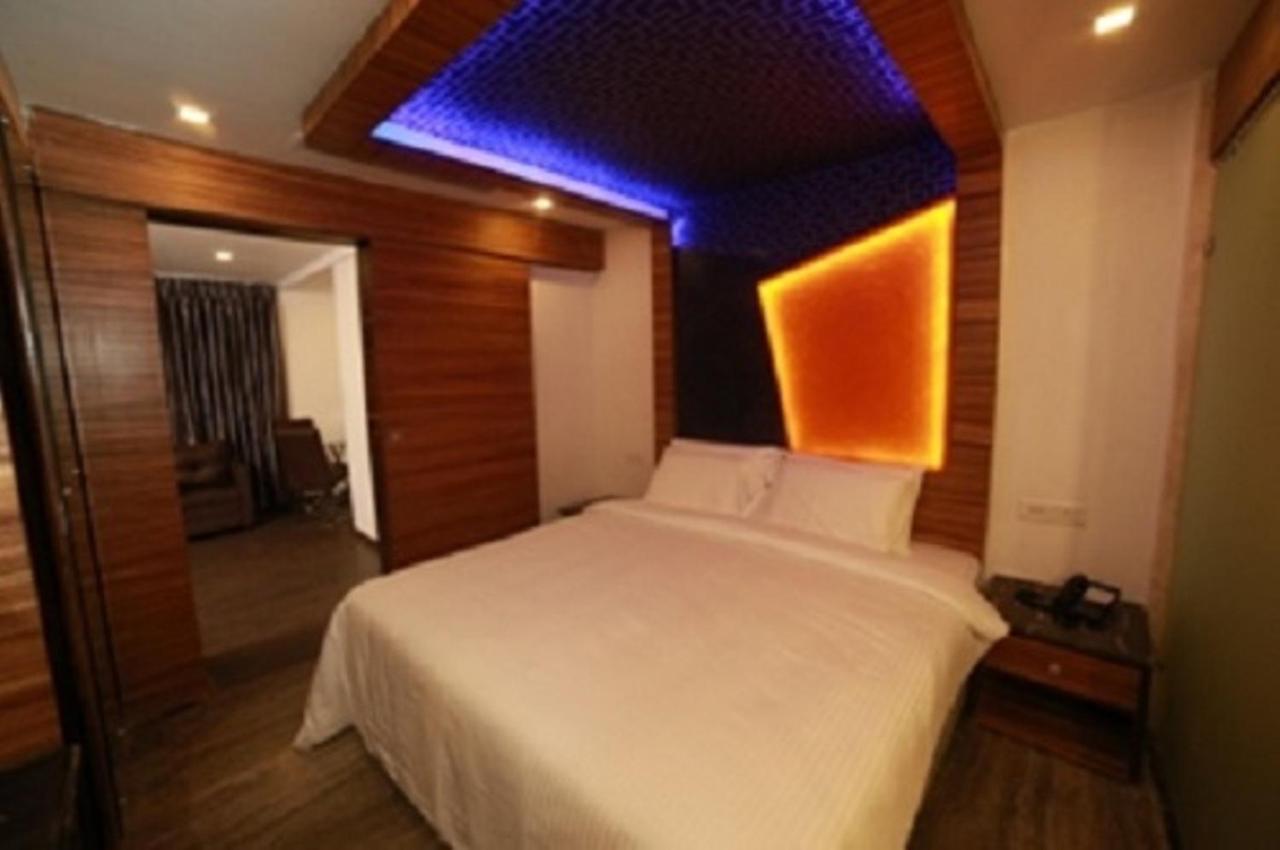 Hotel M Grand Τσενάι Εξωτερικό φωτογραφία