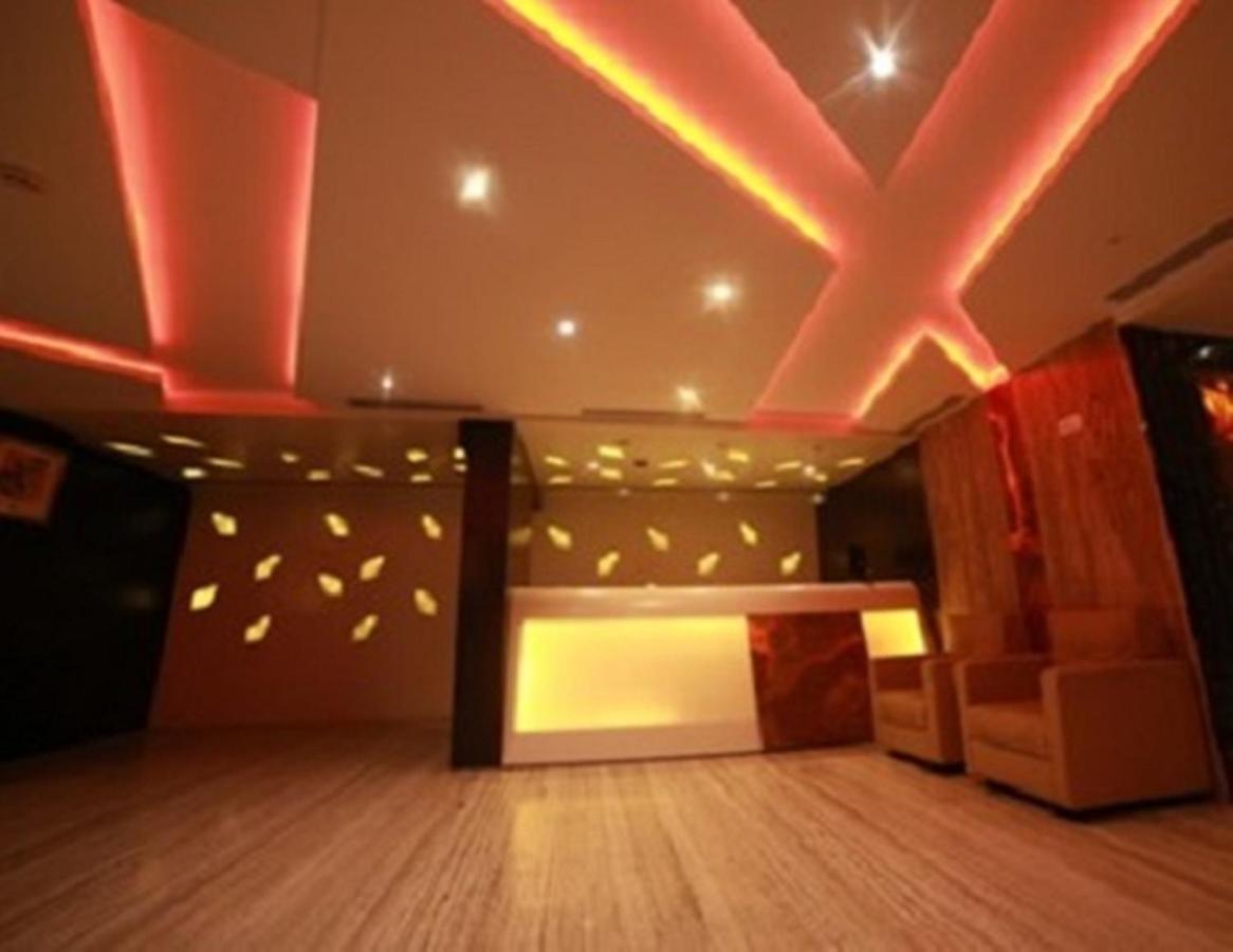 Hotel M Grand Τσενάι Εξωτερικό φωτογραφία