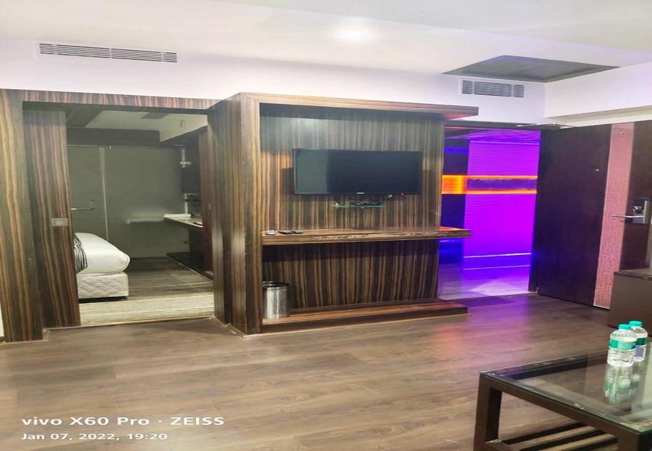 Hotel M Grand Τσενάι Εξωτερικό φωτογραφία